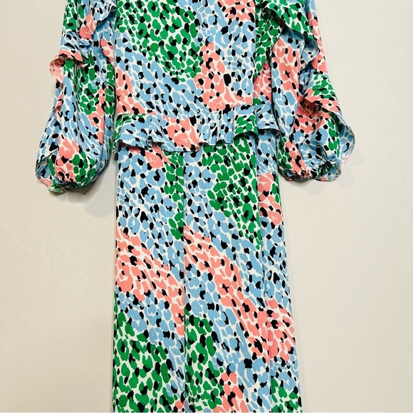 River Island Ruffled Abstract-Print Pastel High-Low V-Neck Wrap Dress. Size 12. - Picture 9 of 14